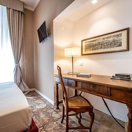 Luxury Bed And Breakfast Cerretani Palace Firenze Bagian luar foto