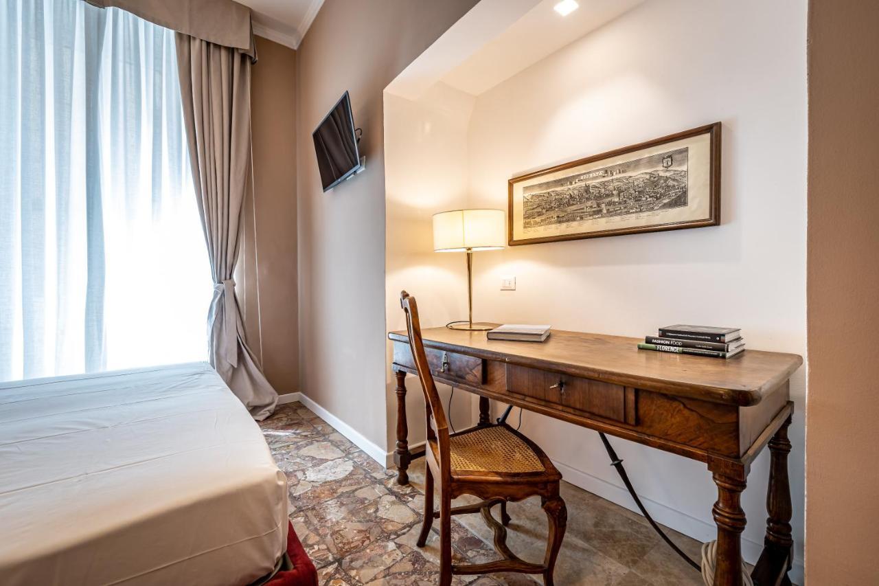 Luxury Bed And Breakfast Cerretani Palace Firenze Bagian luar foto