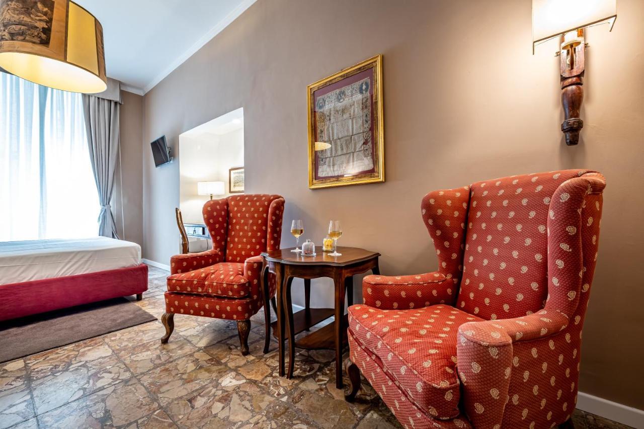 Luxury Bed And Breakfast Cerretani Palace Firenze Bagian luar foto